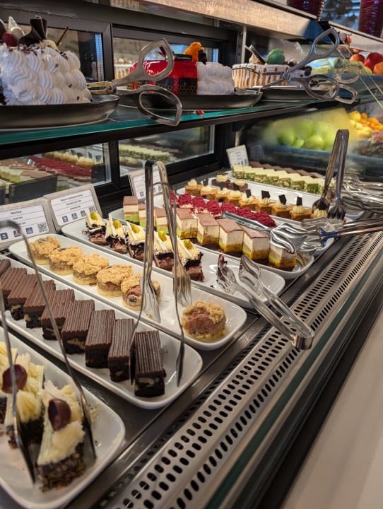 Gastro Jacaranda Luxury Resort