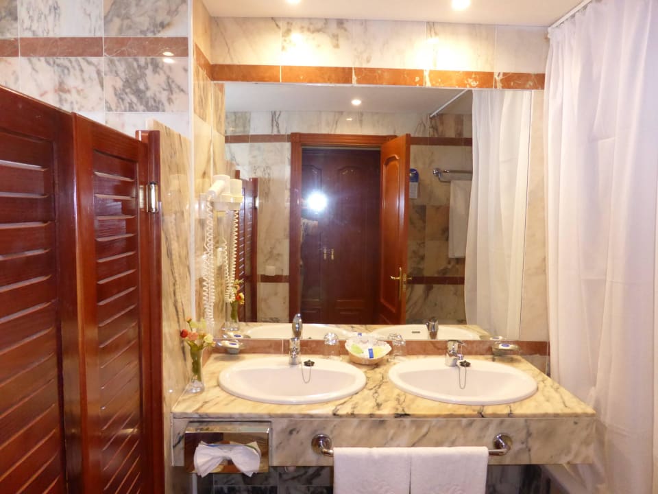 Salle de bain Bahia Principe Sunlight Costa Adeje
