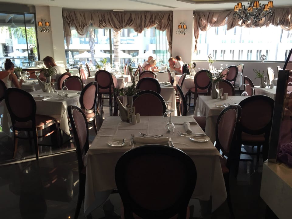 Restaurant Lesante Classic - Preferred Hotels & Resorts