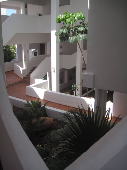 Innenansichten eines Hotels. Barceló Portinatx - Adults only