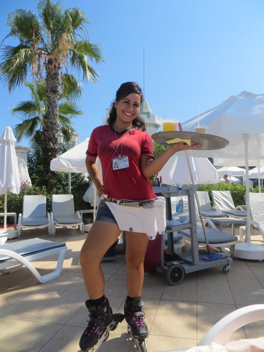Sehr, sehr freundliche Bedienung am Pool Hotel Delphin Imperial