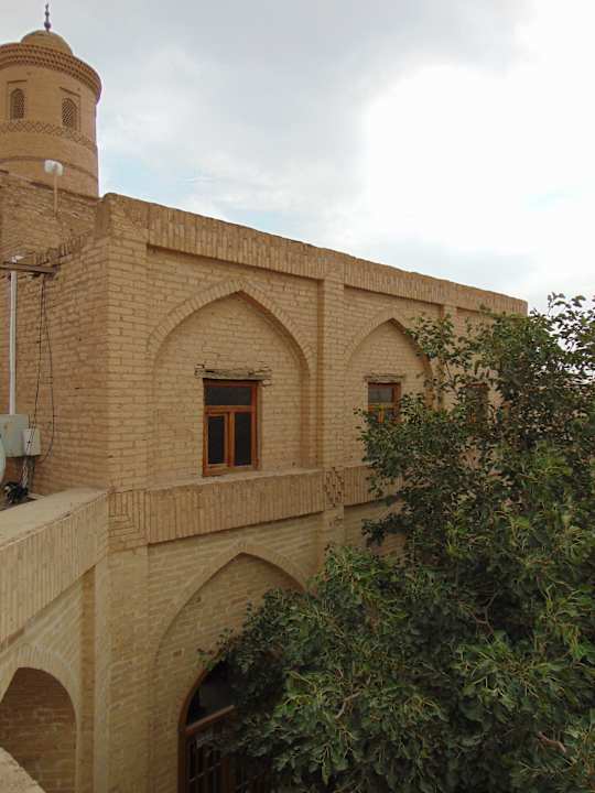 Außenansicht Madrasah Polvon-Qori Boutique