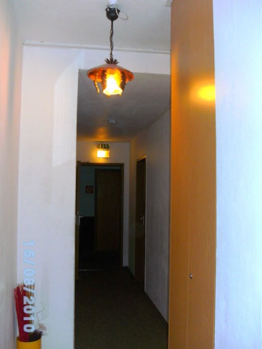Gang zum Zimmer Hotel Hubertus
