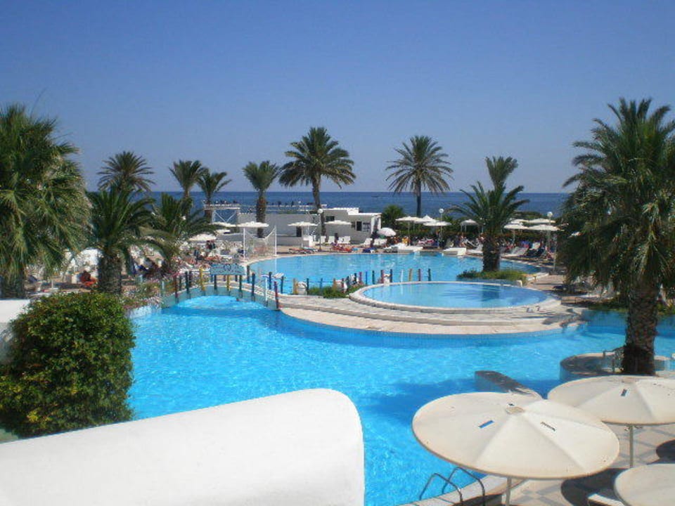 Pool Hotel El Mouradi Skanes Beach