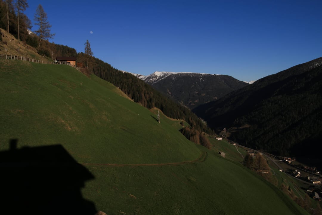 Spät nachmittags Bergbauernhof  Ausserberglet & Sandalm  Almhütte