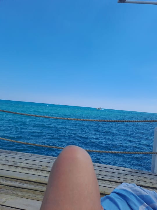 Strand Sherwood Exclusive Lara