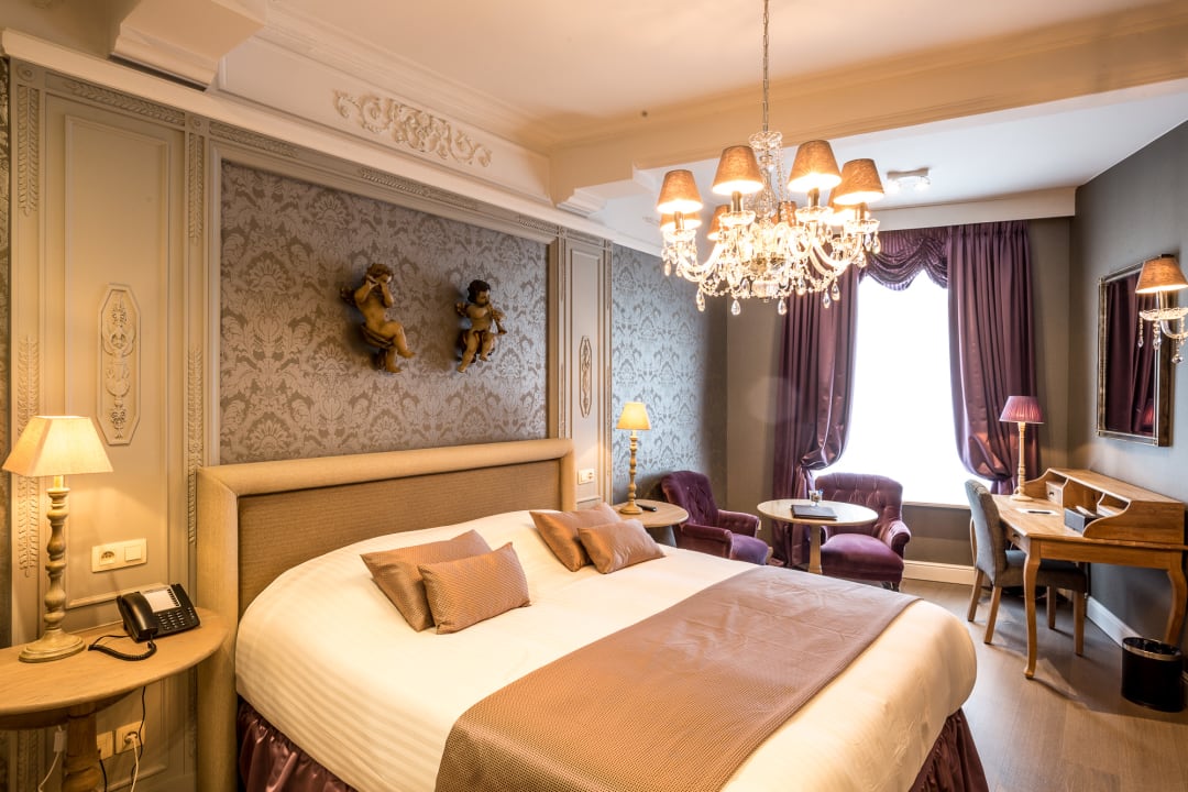 Zimmer Hotel De Castillion