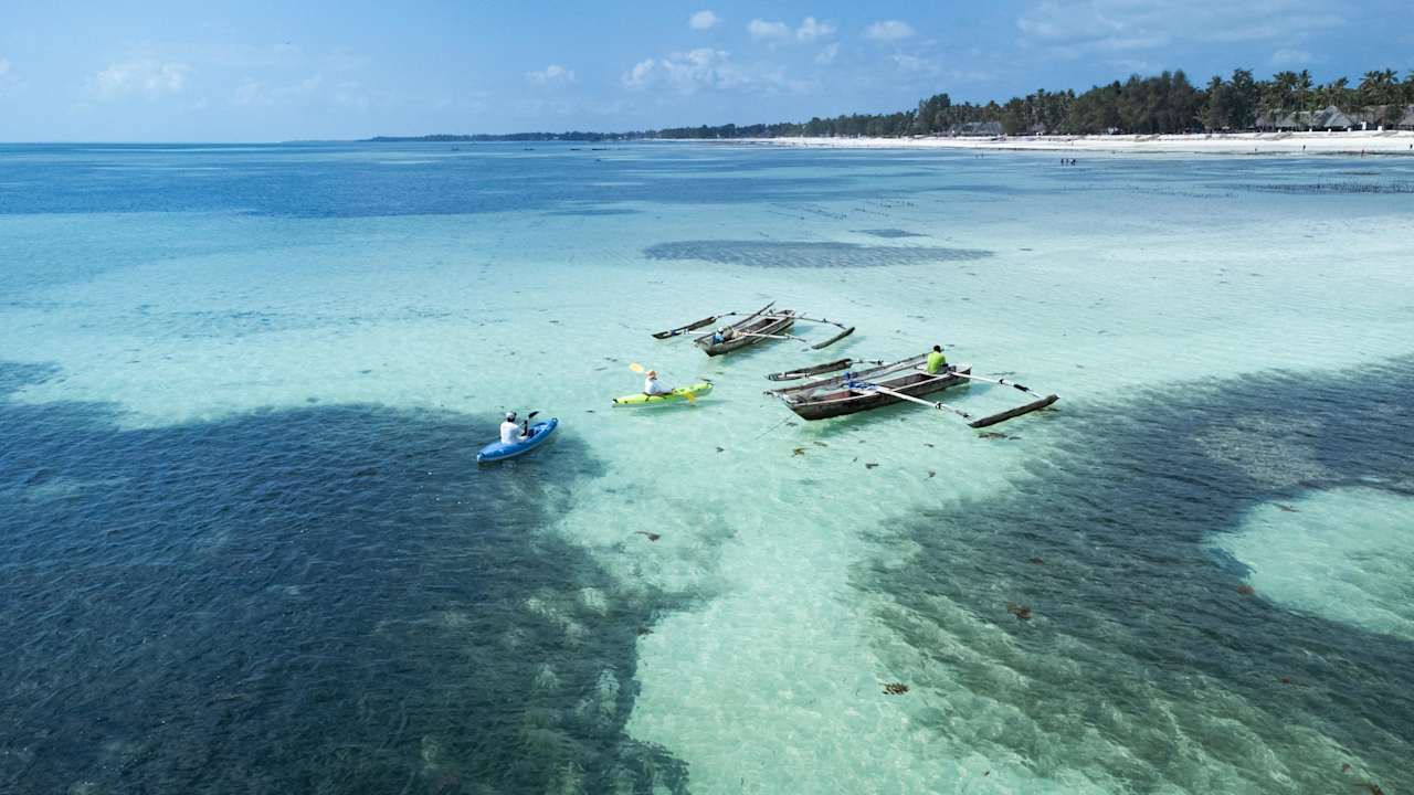 Sport & Freizeit Bluebay Beach Resort & Spa