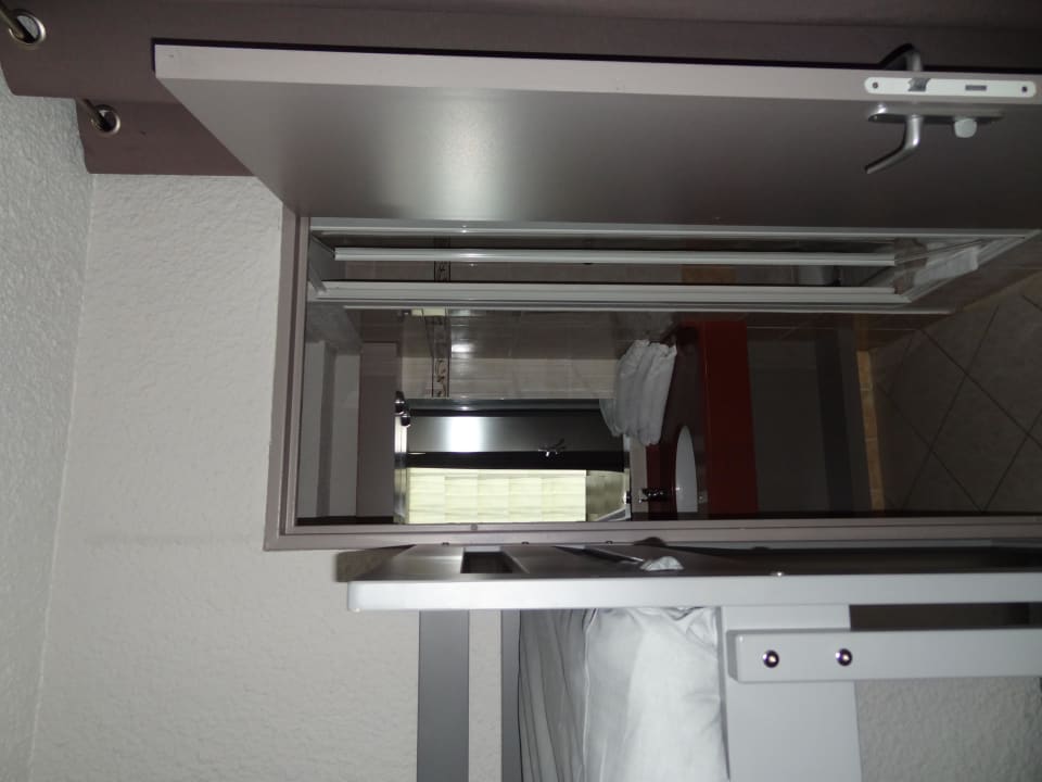 Blick ins Badezimmer Belambra Riviera Beach Club