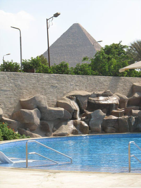 Zum Greifen nah Le Meridien Pyramids
