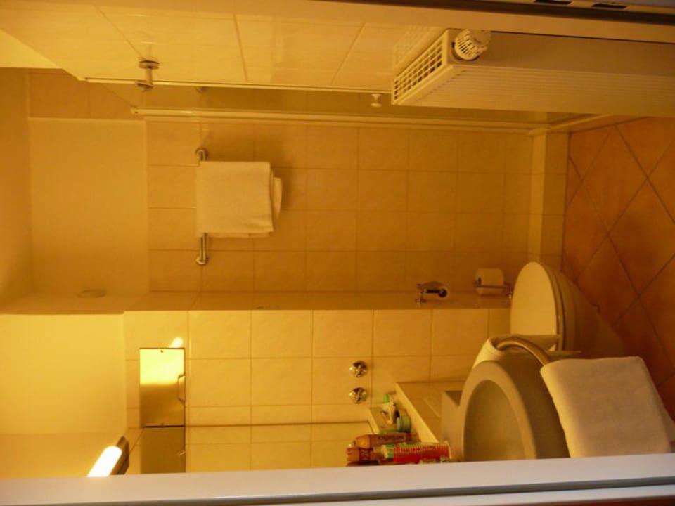 Bad im "Hanseatic-Zimmer"  Apartment-Hotel Hamburg Mitte