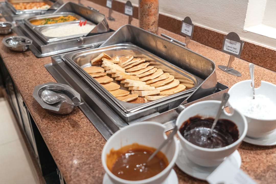 Gastro Swiss Inn Pyramids Golf Resort