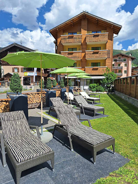 Außenansicht Hotel Alp Wellness Mota