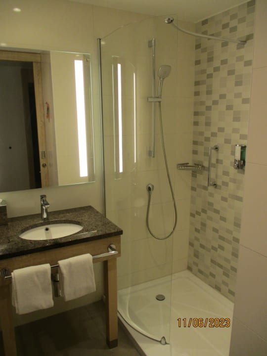 Zimmer Hampton By Hilton Frankfurt Airport