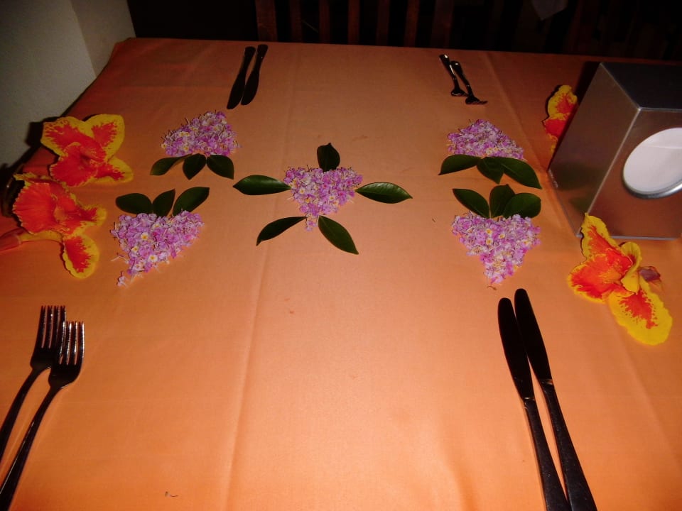 Unser Tisch beim Abschied Danke noch mal Hotel Sirma