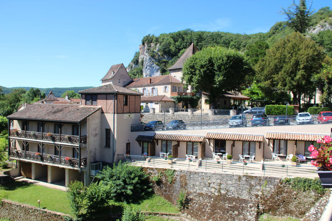 Außenansicht Hotel Logis La Truite Dorée