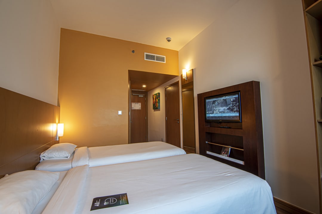 Zimmer Hotel ibis Fujairah