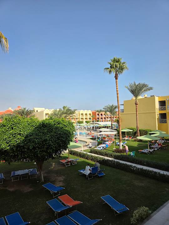 Gartenanlage Titanic Beach Spa & Aqua Park