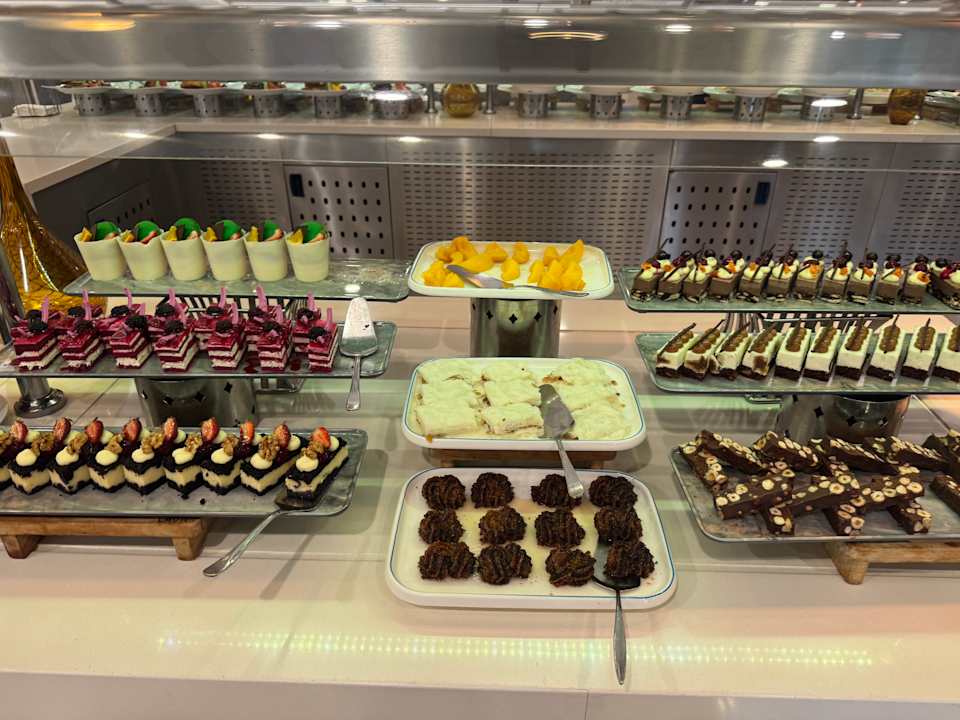 Gastro The Sense Deluxe Hotel