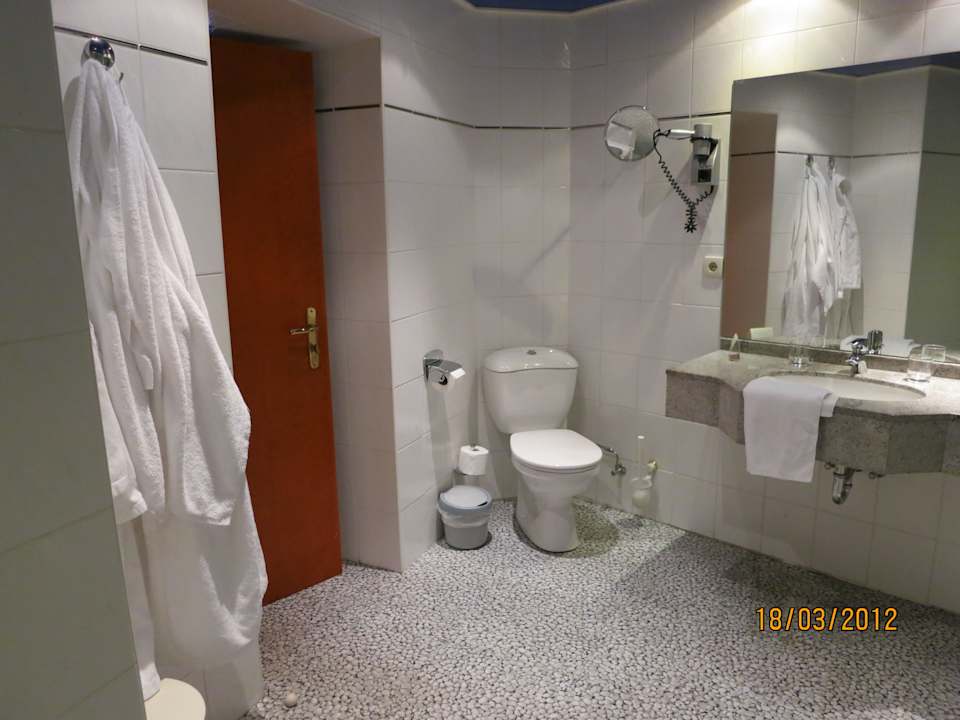 Bad Hotel International