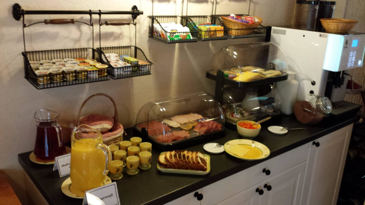 Frühstücksbuffet Haus Sonneck