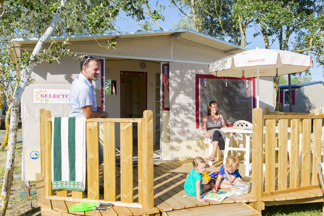 Selectcamp - Lodgezelt WC/Dusche Camping & Bungalows Beach Garden