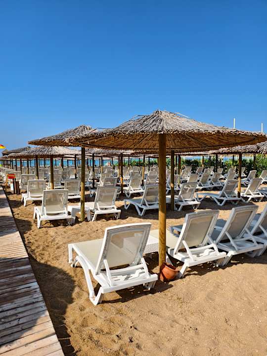 Strand Dream Fun World