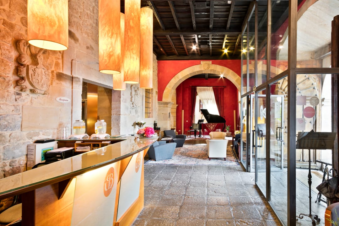 Lobby Hotel Abba Palacio Sonanes