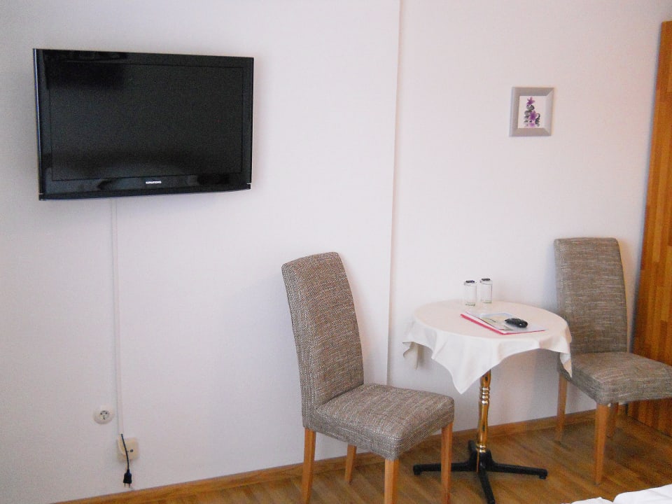 Doppelzimmer / Parkettboden Hotel Gasthof Zur Blume