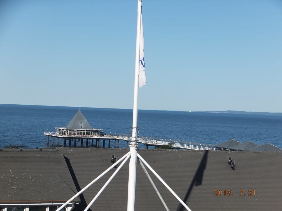 Blick von Terrasse zu Seebrücke Ferienwohnung Seeschloß Heringsdorf, Appartement 6