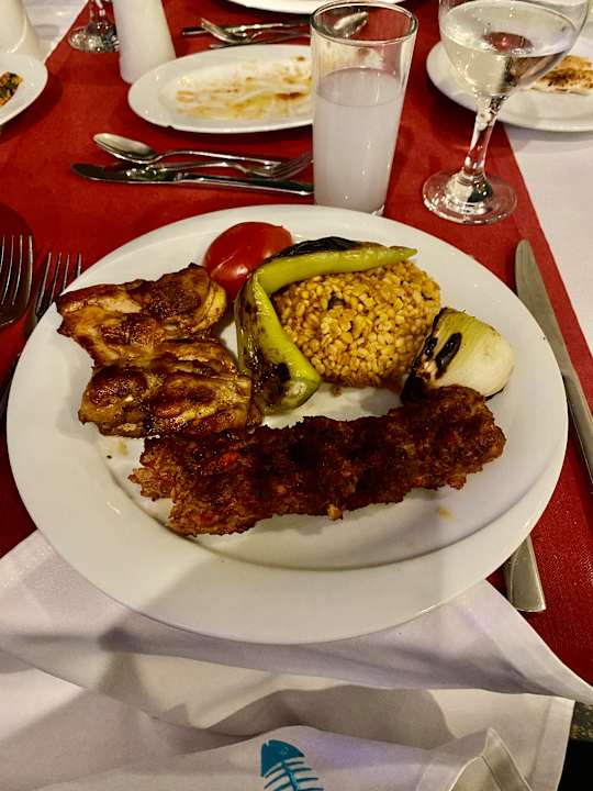 Gastro Cenger Beach Resort & Spa