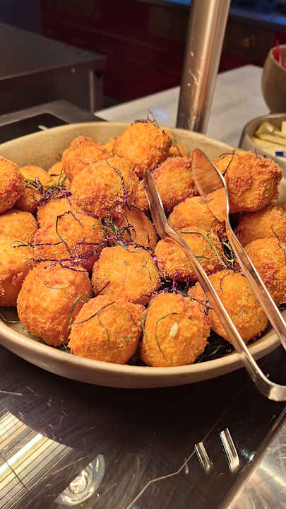 Gastro Anda Barut Collection