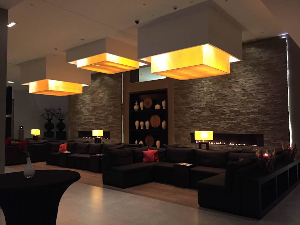 Lobby Van der Valk Hotel Düsseldorf