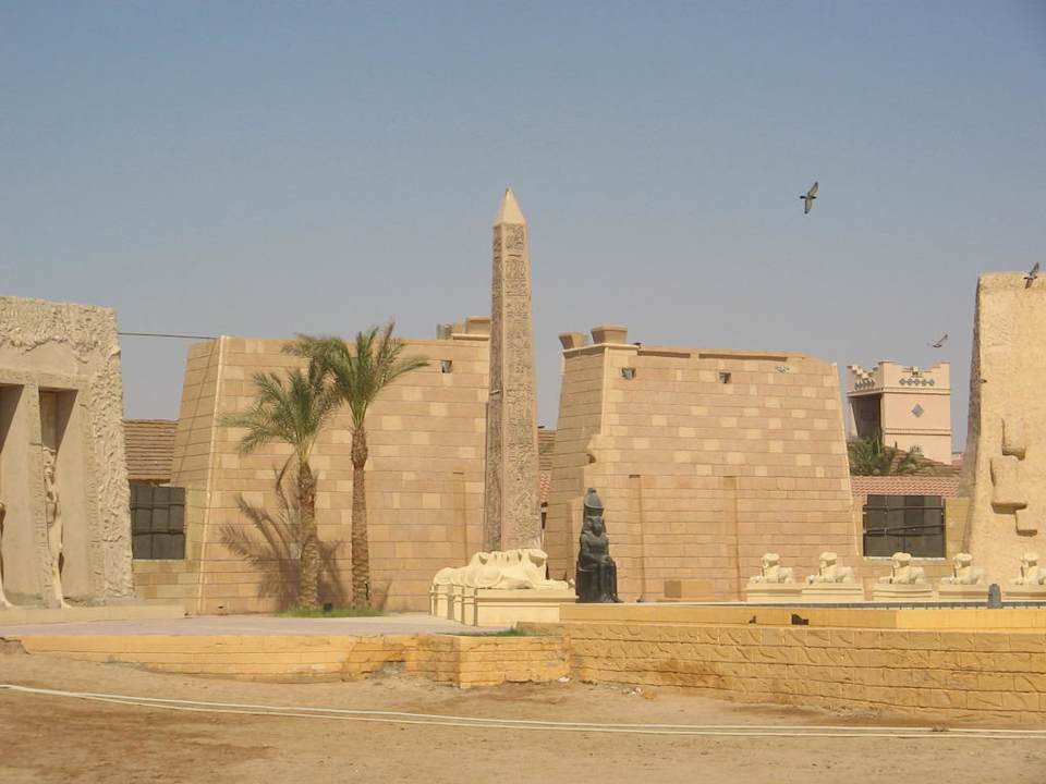 Nachbauten  Pickalbatros Alf Leila Wa Leila Resort - Neverland Hurghada