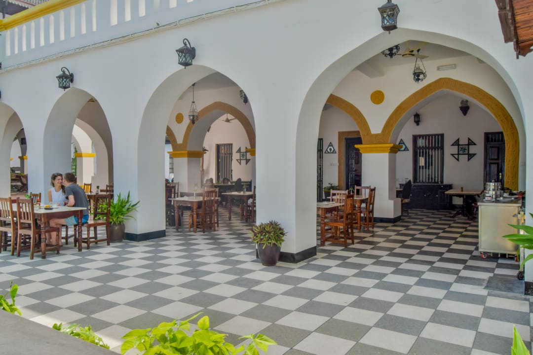 Restaurant Tembo House Hotel And Apartments