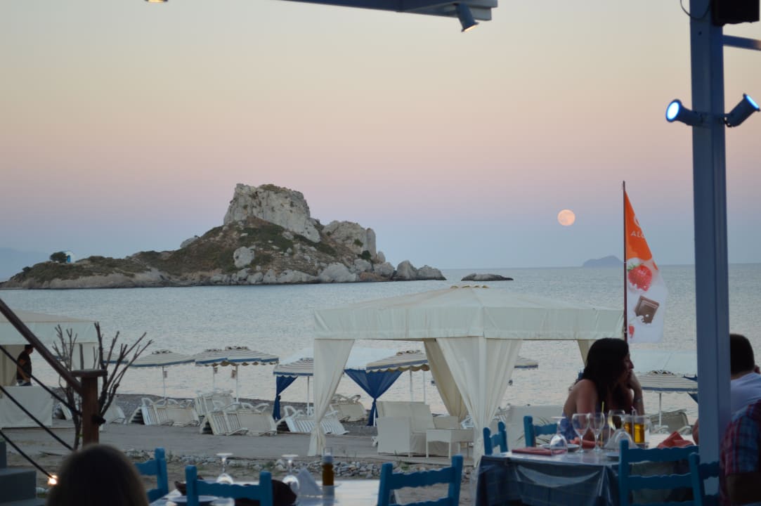 Ausblick Sacallis INN Beach Hotel