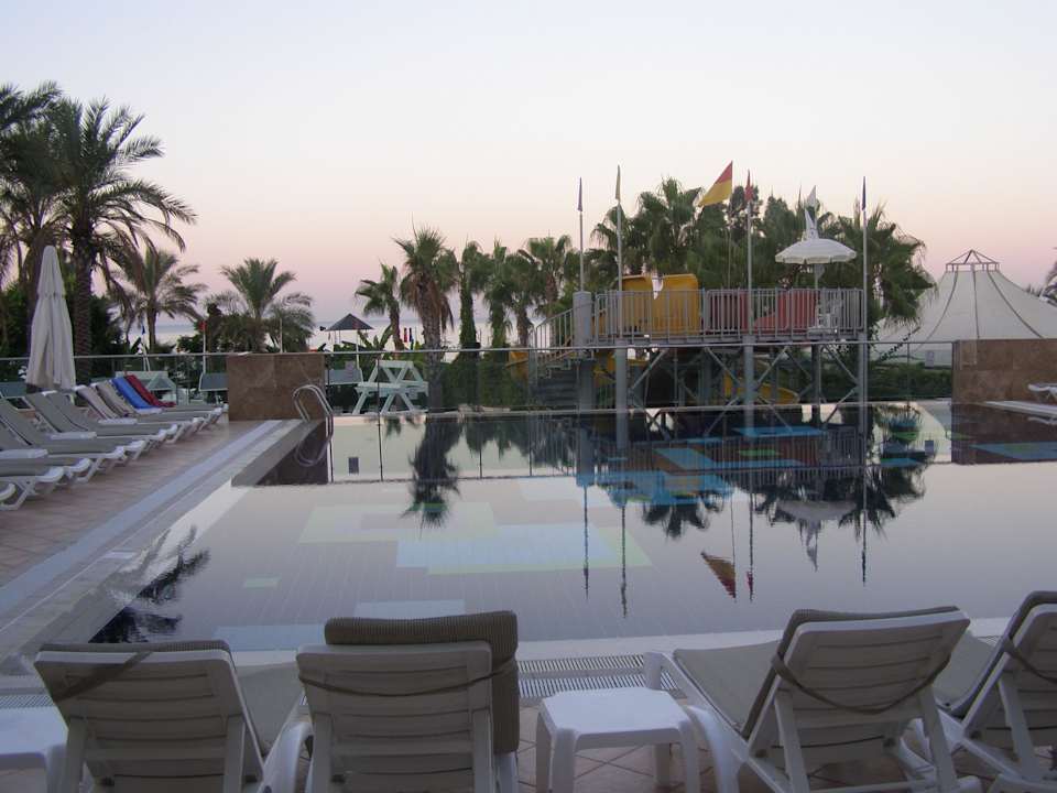 Pohlad z reštaurácie Sealife Buket Resort & Beach