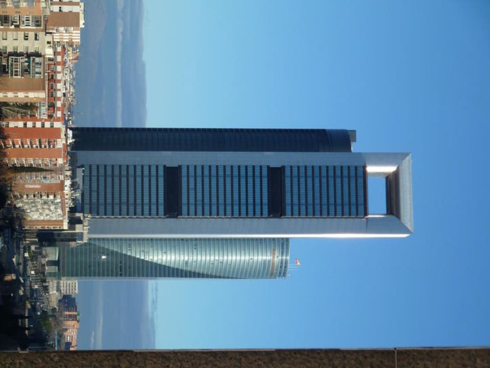 Ausblick Richtung Norden vom Zimmer 821 Hotel Vía Castellana