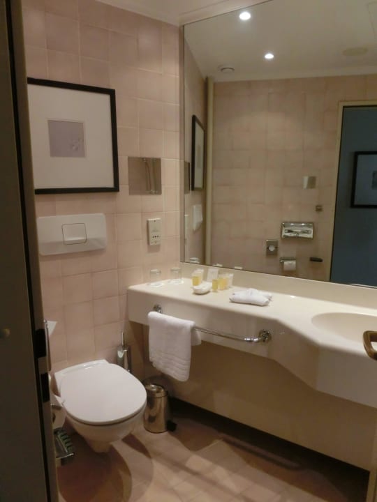 Badezimmer Grand Hotel Prague Towers