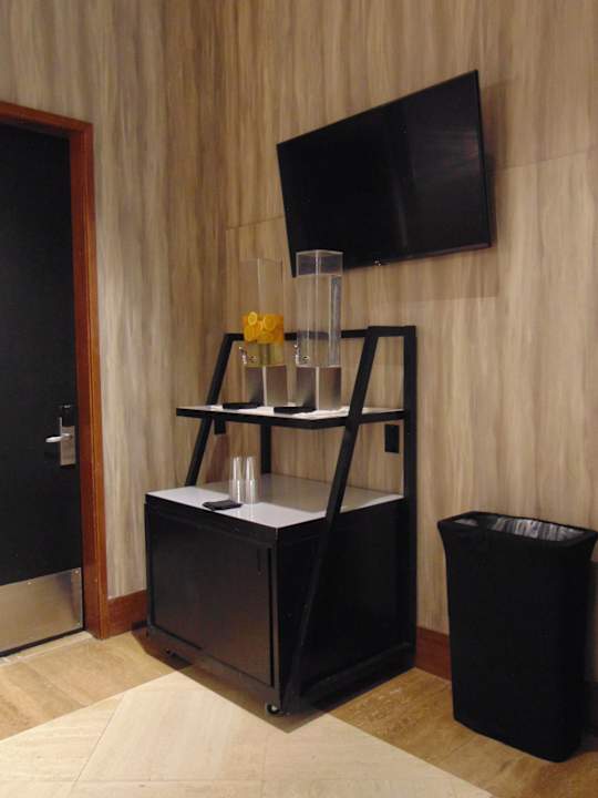 Lobby Renaissance Dallas Addison