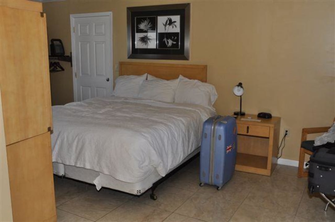 Zimmer mit Verbindungstür zum Nebenzimmer Everglades City Motel