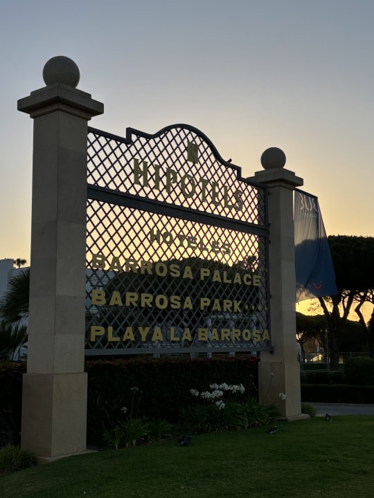 Außenansicht Hipotels Playa la Barrosa