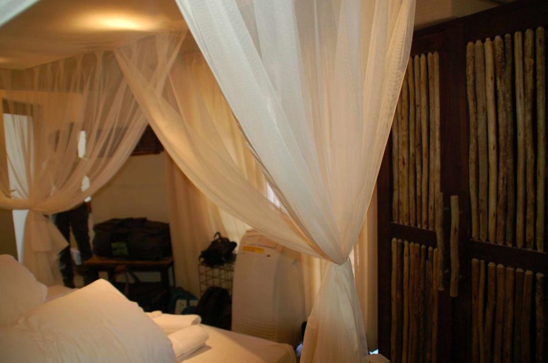 Waterhole-Chalet Okaukuejo Camp