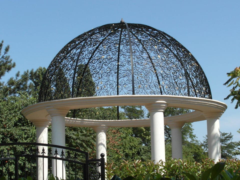 Weg zum Strand Grand Hotel & SPA Primoretz