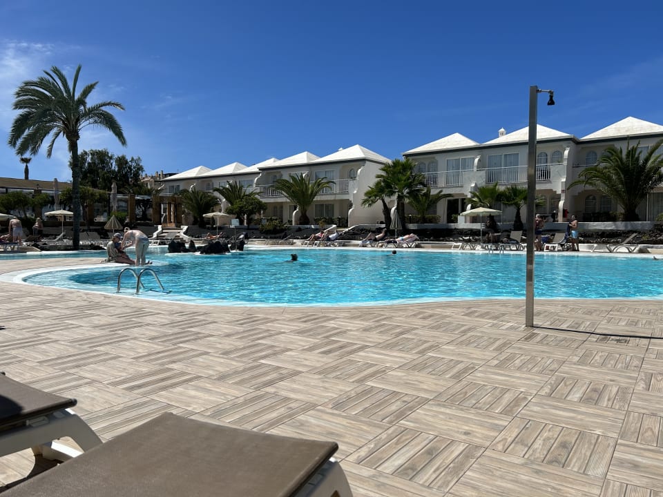 Pool H10 Ocean Suites