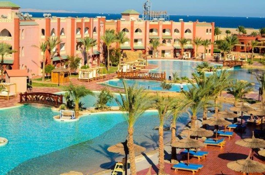 Вид из нашего номера. Pickalbatros Aqua Vista Resort - Hurghada