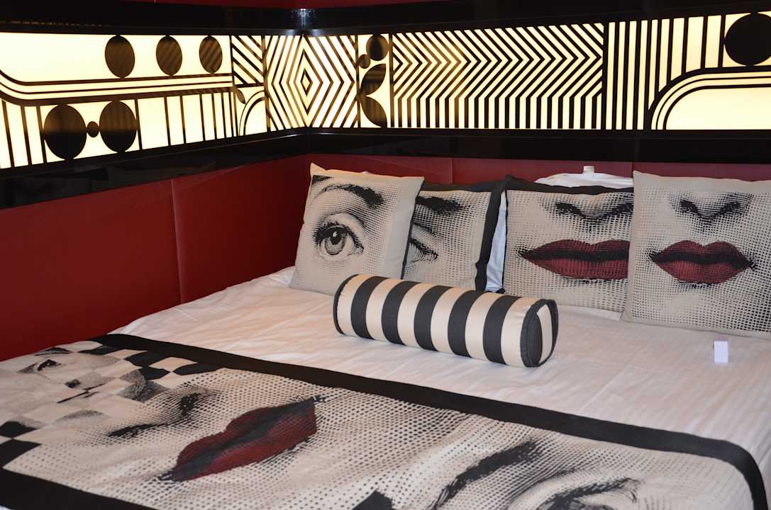 Schönes Bett Hotel Delphin Imperial