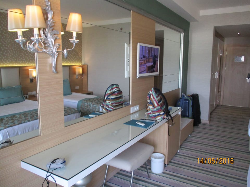 Sehr schöne Zimmer Hotel Royal Garden Beach