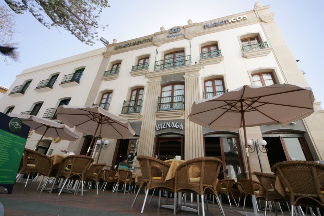 Fachada principal Toboso apar-turis