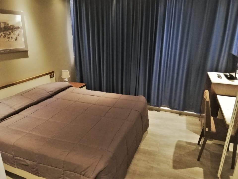 Zimmer ibis Styles Palermo Cristal